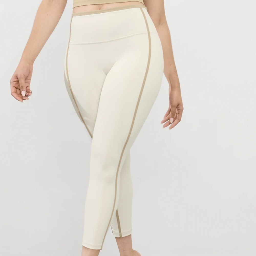Athleta Ultra High Rise Elation 7/8 Tight NWT